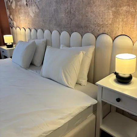 Heart Luxury Apartament Nové Zámky